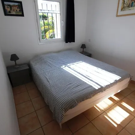 Villa Belle Climatisee, Wifi, 3 Grande Terrasse Vue Reserve Naturelle Dans Securisee Avec Piscine Commune 800m De La Un Vrai Havre De Paix Lrcs107 *