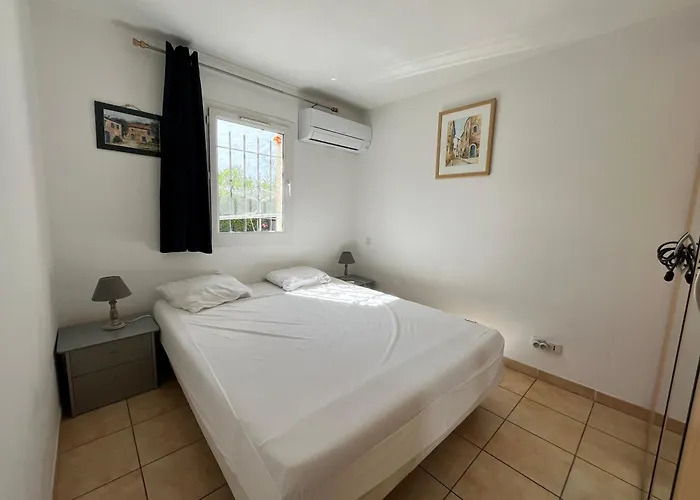 Belle Climatisee, Wifi, 3 Grande Terrasse Vue Reserve Naturelle Dans Securisee Avec Piscine Commune 800m De La Un Vrai Havre De Paix Lrcs107 Портирань