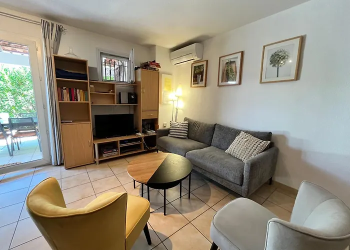 Вилла Belle Climatisee, Wifi, 3 Grande Terrasse Vue Reserve Naturelle Dans Securisee Avec Piscine Commune 800m De La Un Vrai Havre De Paix Lrcs107 Портирань